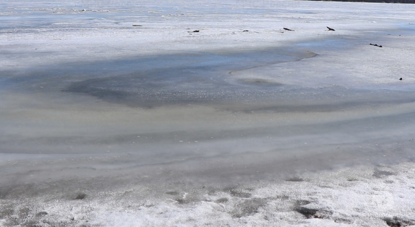 в приамурье на реке усть-нюкжа закрыта ледовая переправа
