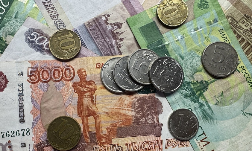 Центробанк РФ снизил ключевую ставку до 17 %