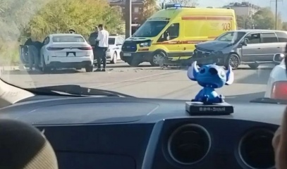 Столкновение иномарок в Благовещенске и пьяный байкер в Архаре: сводка ДТП за воскресенье (ФОТО)