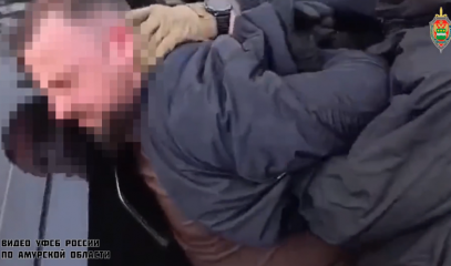 Житель Тынды получил срок за попытку подкупить сотрудника ФСБ, чтобы вести незаконную золотодобычу