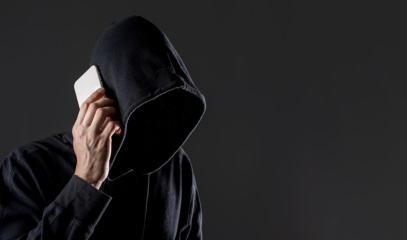 Житель Белогорска хотел купить дачу по объявлению в интернете, но стал жертвой афериста