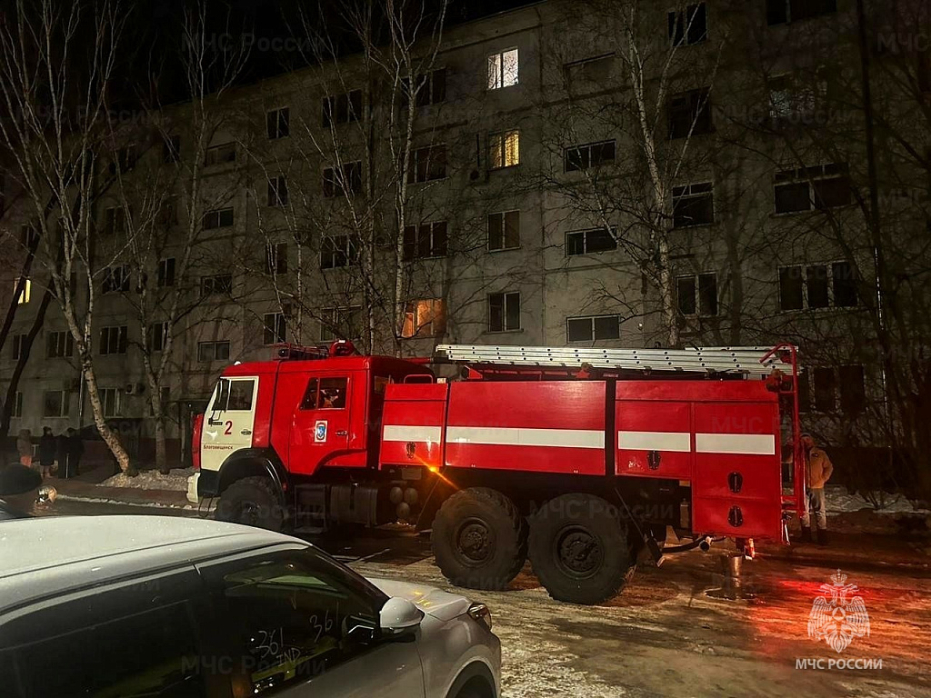 В Благовещенске при пожаре пострадал мужчина