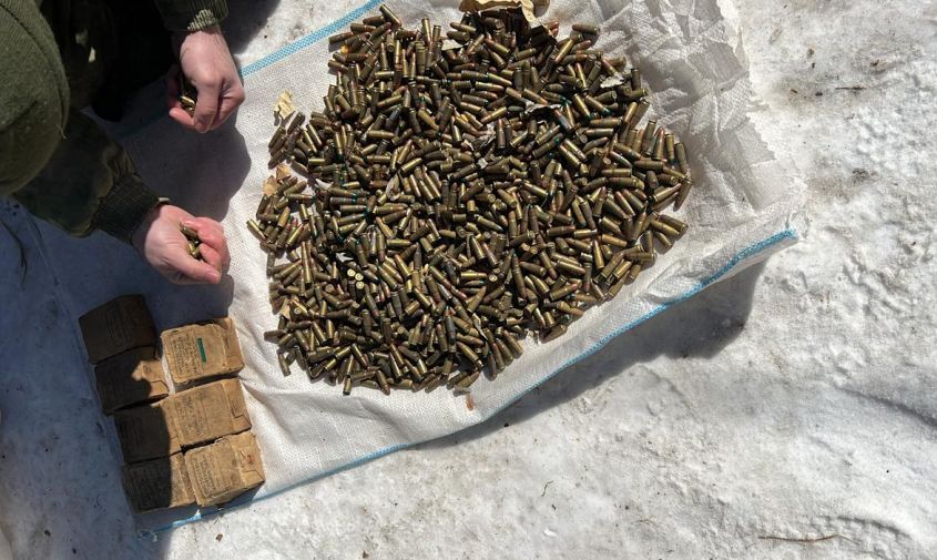 у жителя амурского села нашли больше 9 000 боеприпасов