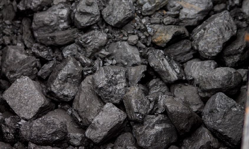 после проблем с отоплением в шимановске в приамурье решили создать резервный запас угля 
